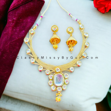 Load image into Gallery viewer, Necklace and earrings set
