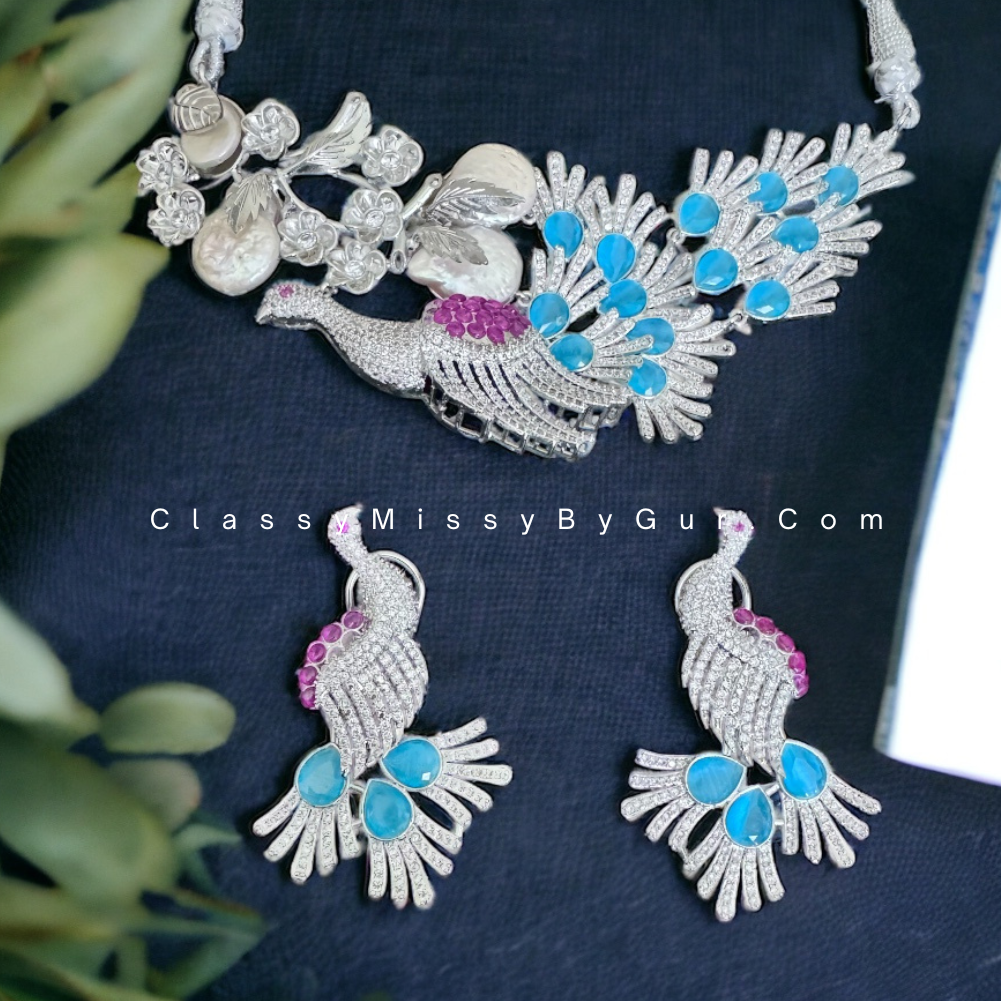 Stunning Silver Tone Engraved Statement Peacock Choker Necklace