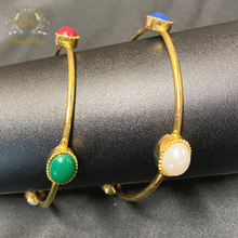 Load image into Gallery viewer, Kundan Studded Green And Maroon Traditional Bangles