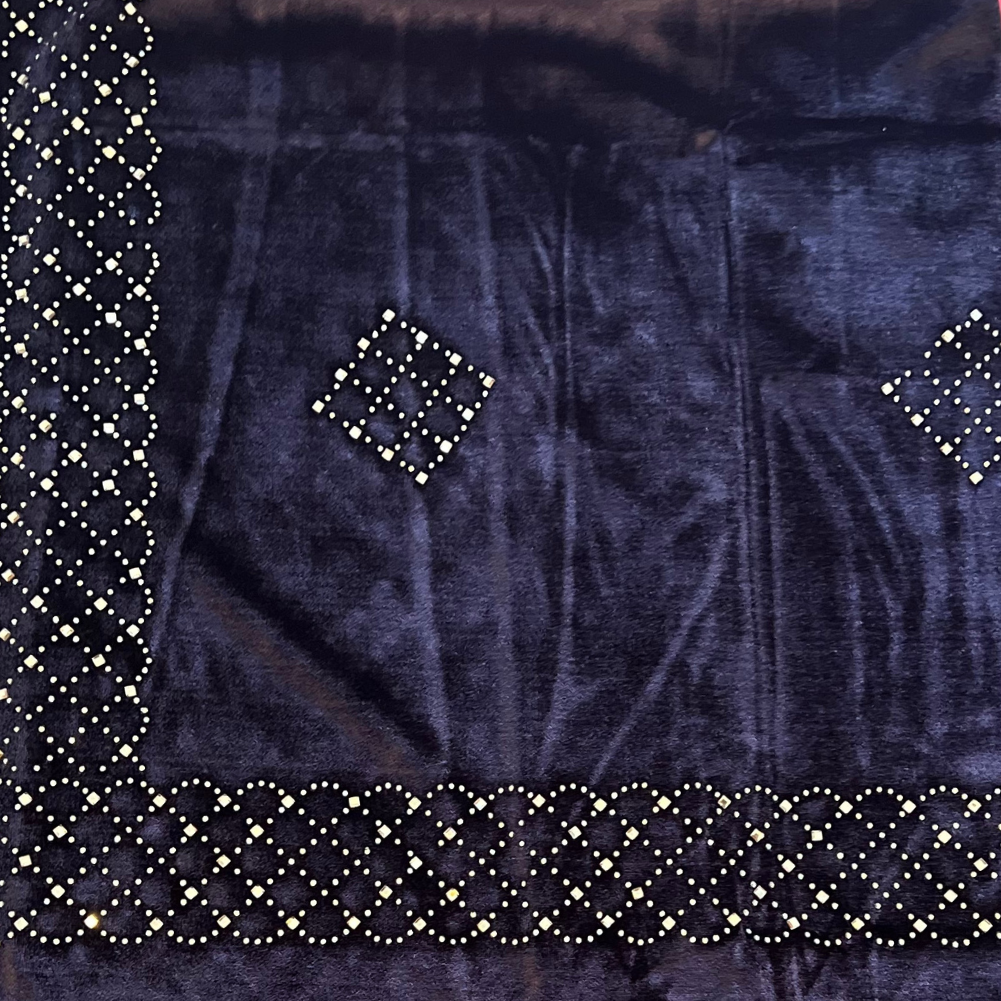 Velvet shawl