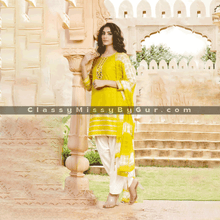 Load image into Gallery viewer, Mirror work Patiala Suit
