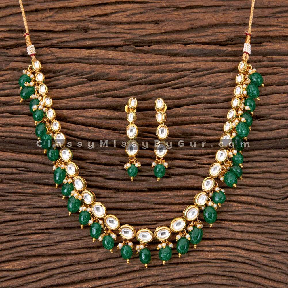 Kundan Delicate Necklace With Gold Plating