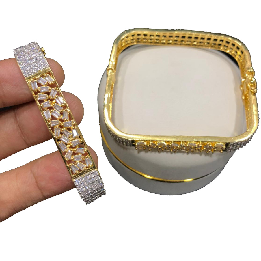 Square Gold Plated two tone openable bracelet For Girls/Women